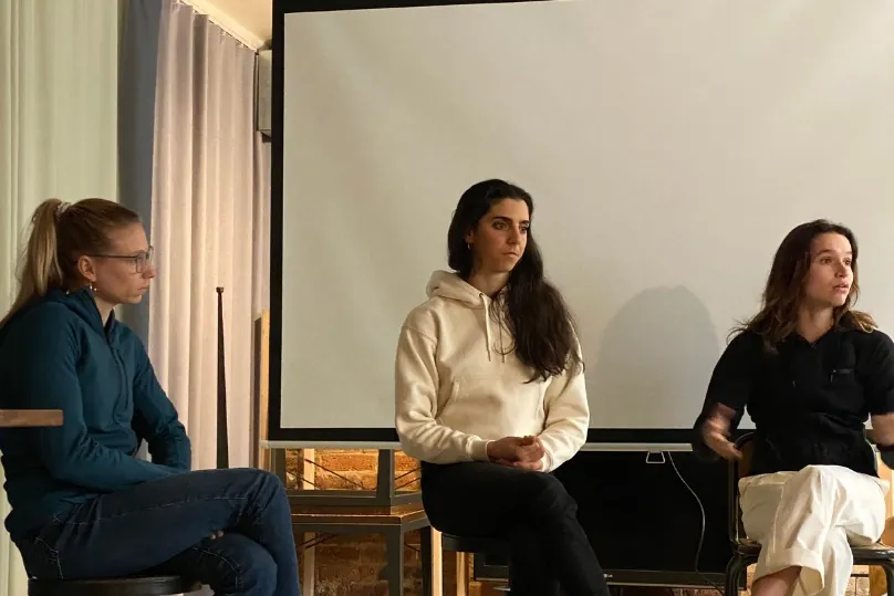 Oriane Bertone, Manon Hily et Fanny Gibert