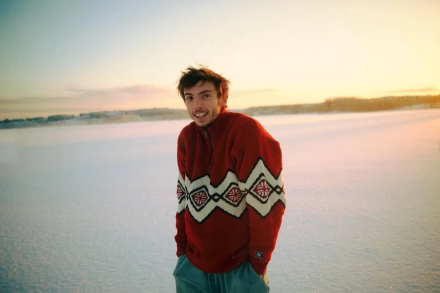 Simon Lorenzi, en Finlande, pour son projet Burden of Dreams