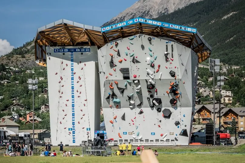 Mur d'escalade Briançon