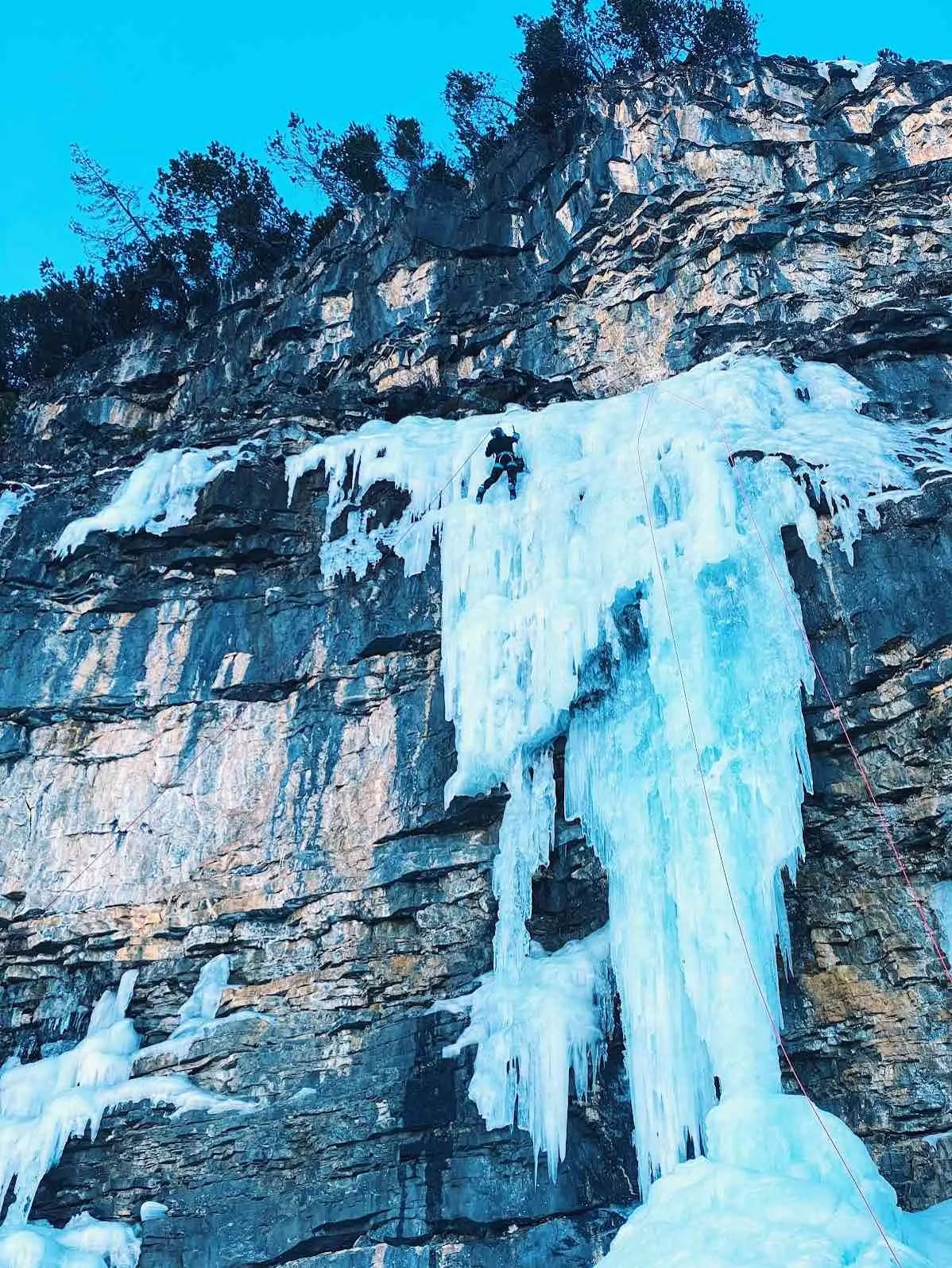 ICE Climbing Ecrins - Cervières