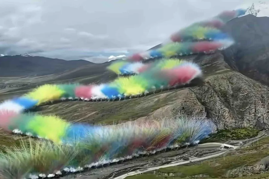 Aquarelle Tibet x Arc'teryx